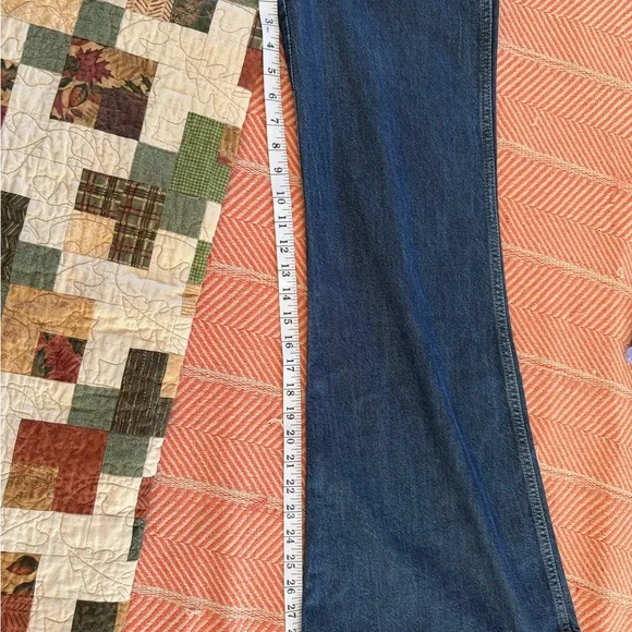 Wrangler Women’s Wanderer High Rise Flare Jeans NWOT - Picture 9 of 11